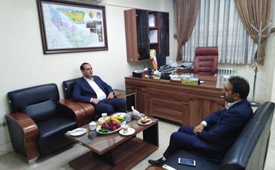 نشست صمیمی مهندس نوری مدیرعامل شرکت نکاچوب با مهندس توحیدی مقدم فرماندار شهرستان نکا 