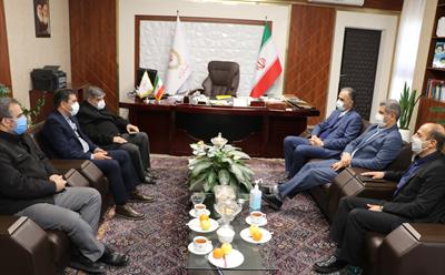 دیدار رئیس هیات مدیره شرکت نکاچوب با رئیس اداره امور شعب بانک ملی استان مازندران 